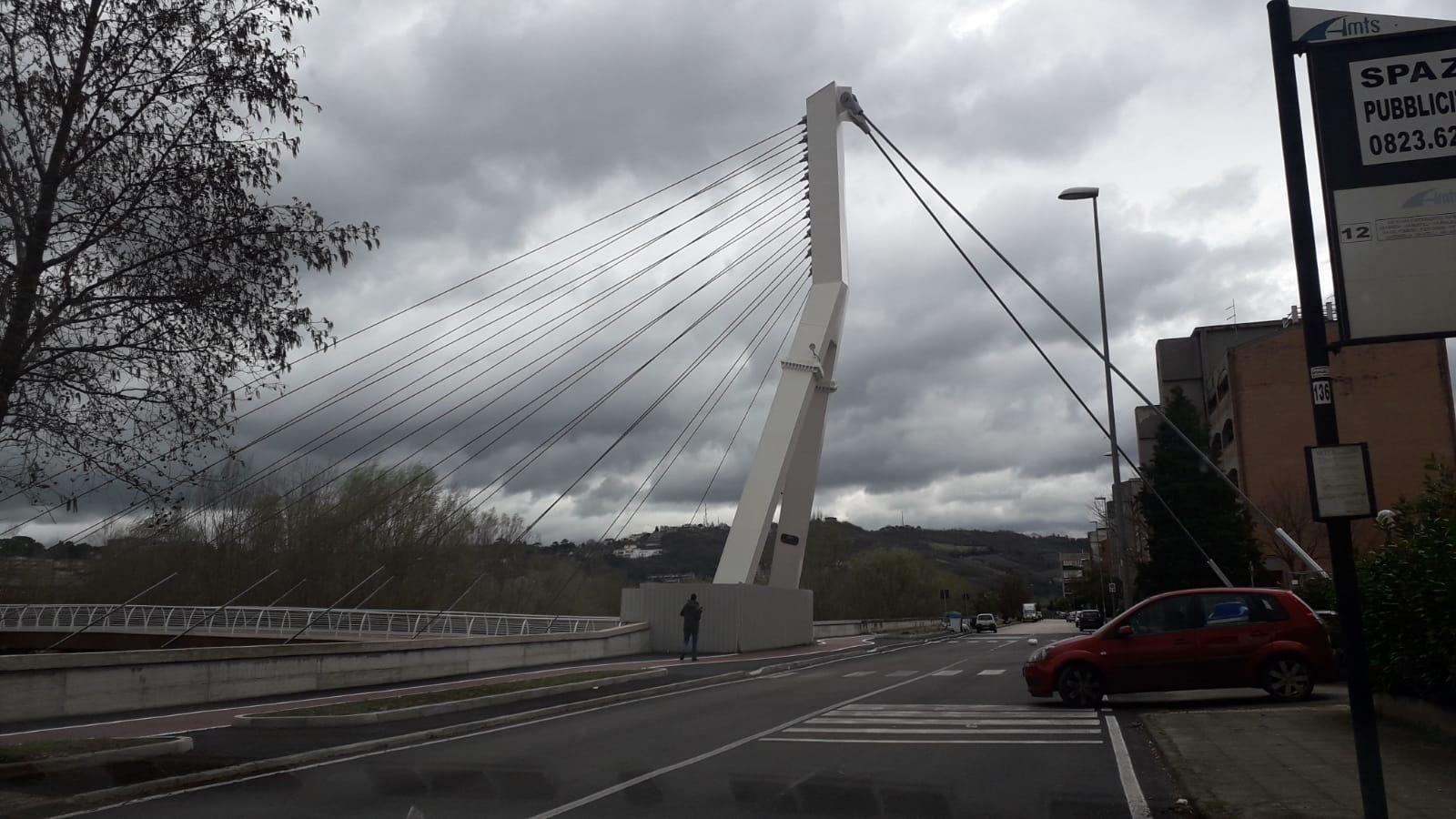 Benevento| Ponte ciclo-pedonale, tutto pronto per il taglio del nastro