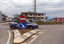 Telese Terme| Non si fermano all’alt, fuga e inseguimento nei campi. Nell’auto abbandonata oggetti atti allo scasso e refurtiva
