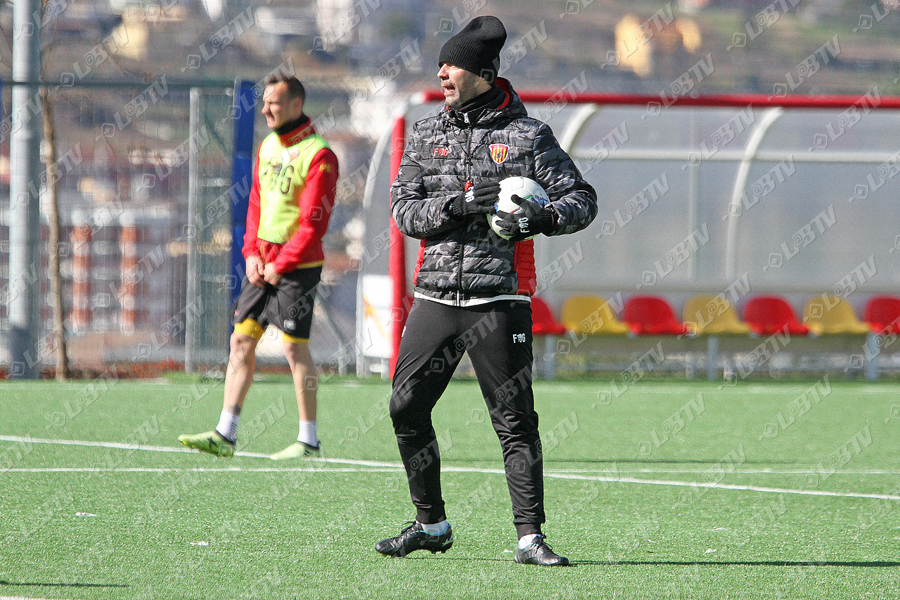 Benevento, squadra sul pezzo: un solo dubbio per Bucchi