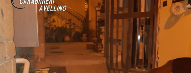 Monteforte Irpino| Bomba carta esplode davanti alla trattoria “Addò Scialone”, la pista del racket