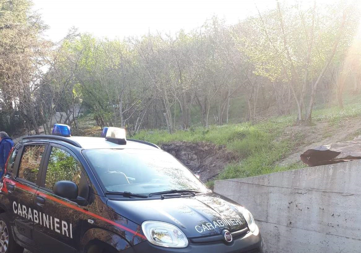 Capriglia| Trovato impiccato a un albero 23enne del Senegal, indagano i carabinieri