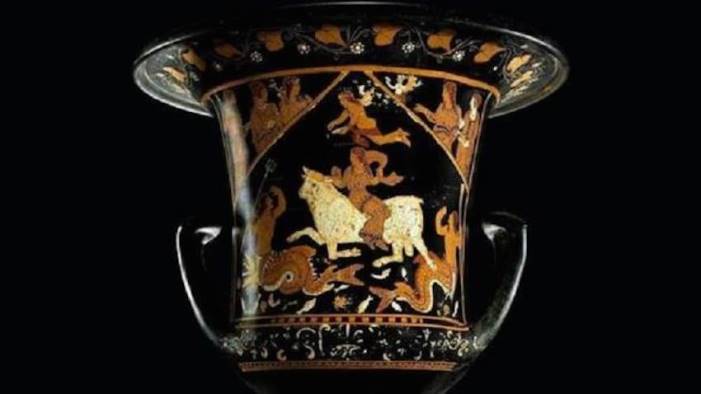 Roma| Il Vaso di Assteas arriva al Quirinale
