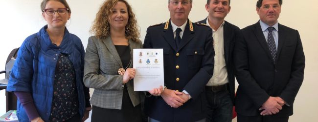 San Leucio del Sannio| Lotta al bullismo:scuola e comuni firmano Protocollo d’intesa con Polizia Postale