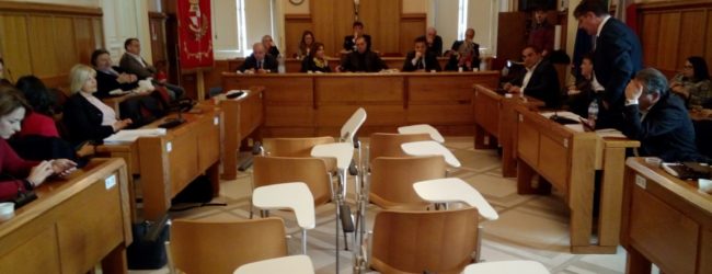 Benevento| Tutti contro De Minico ma passa la variazione Tari