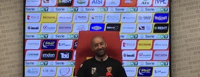 Benevento, Bucchi: “Vincere ad ogni costo. Dobbiamo giocarci la Serie A”