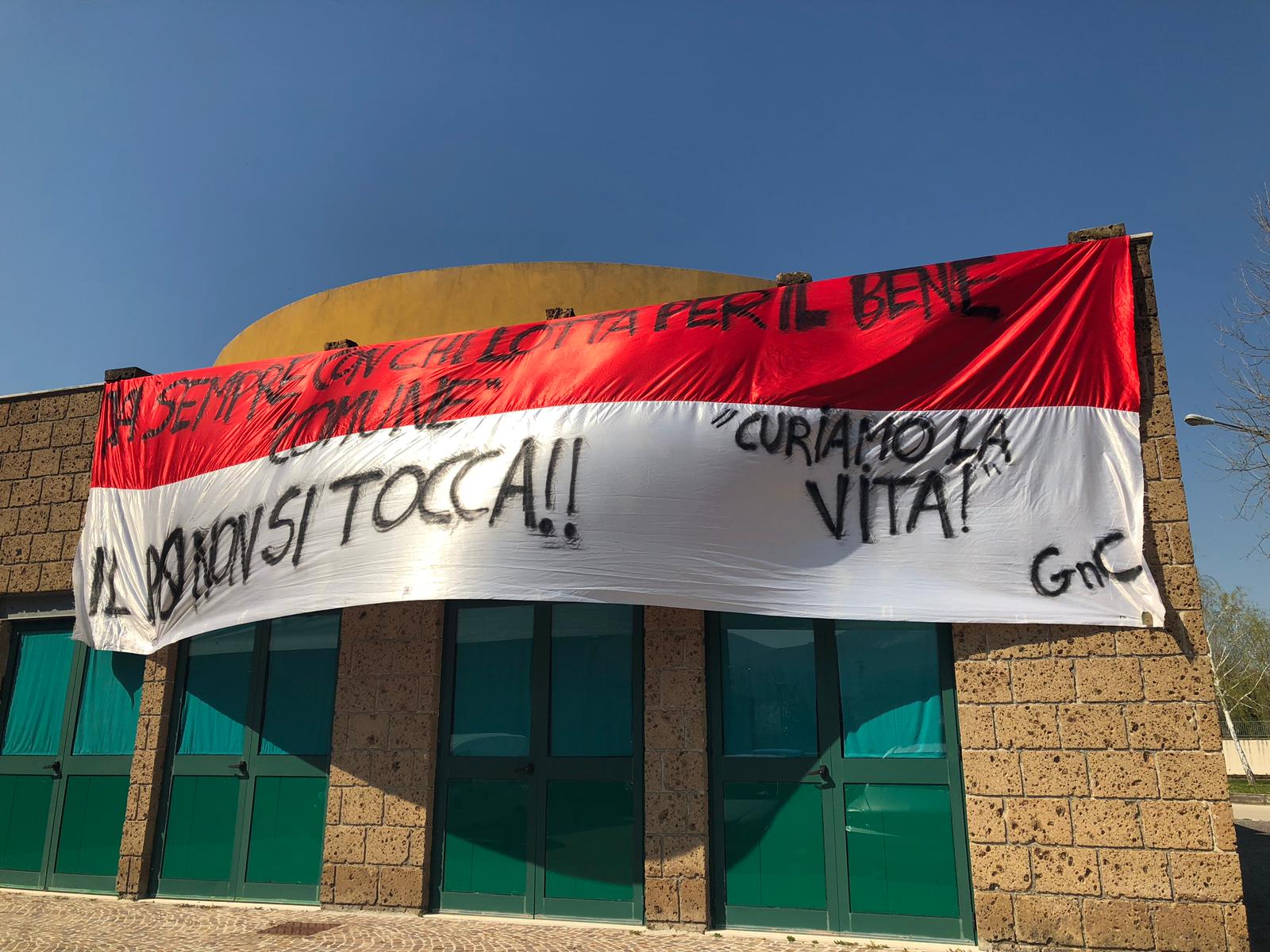 Ospedale Sant’Agata de’ Goti, il vescovo don Mimmo Battaglia: “Non è una lotta contro qualcuno, ma per l’ospedale: è una lotta di tutti”