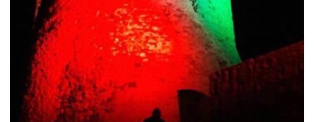Summonte| La Torre angioina si illumina del Tricolore per festeggiare il 25 aprile