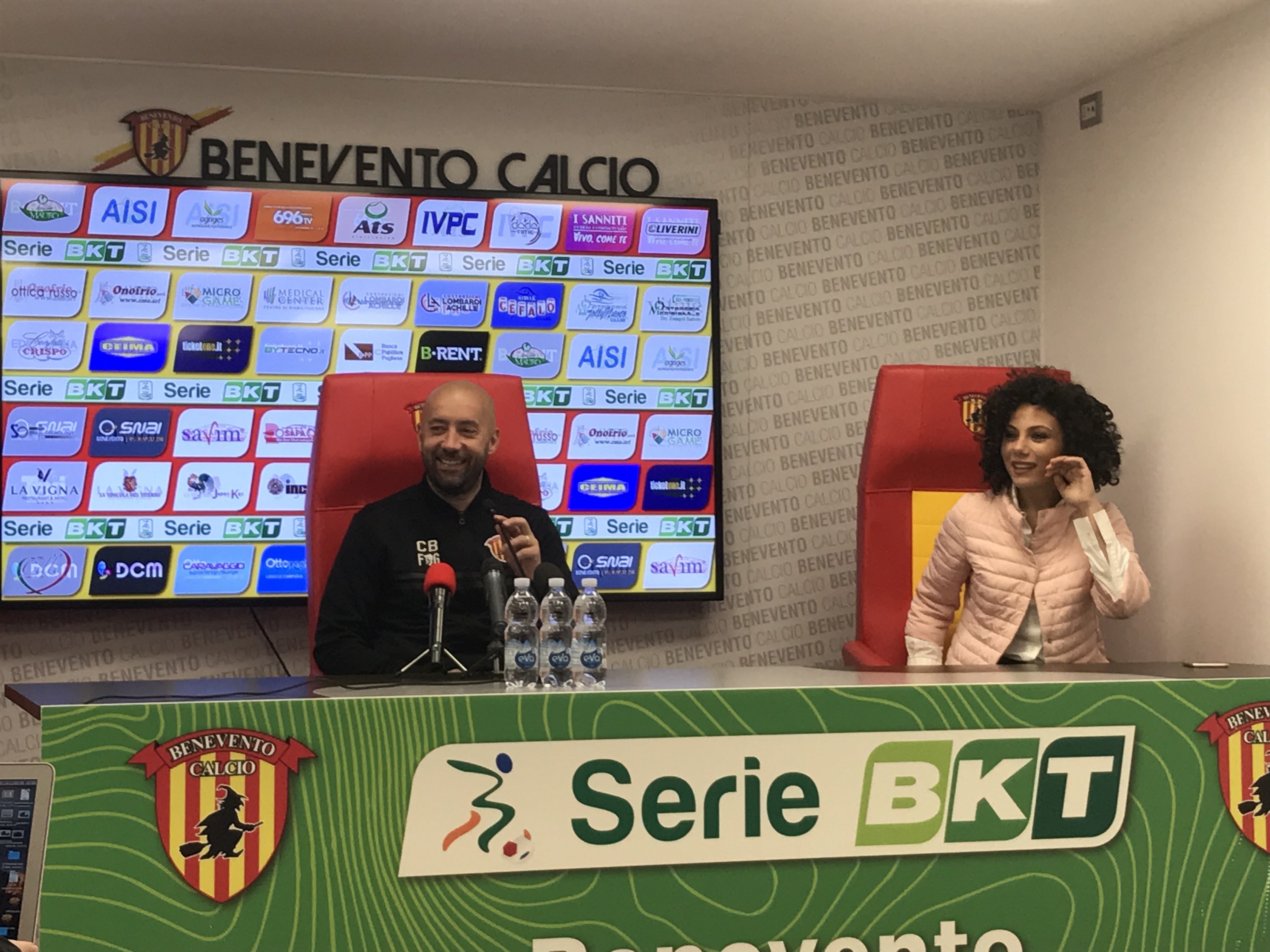 Benevento Bucchi: “Abbiamo messo un punto a Crotone. Ora testa ai Play Off