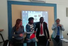 Benevento| Gli studenti del “Galilei Vetrone” incontrano i migranti. Due ragazi del Gambia: “Siamo cittadini del mondo”