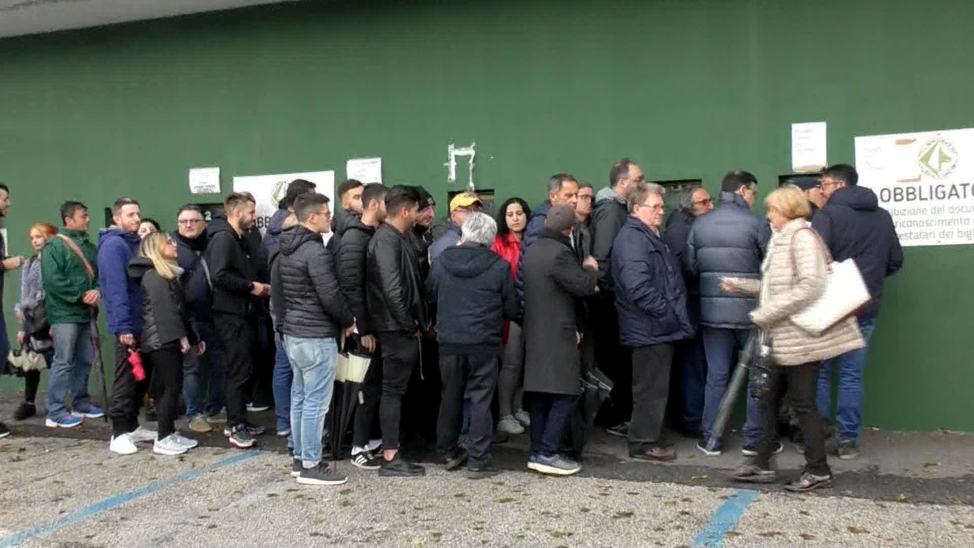 Avellino, tutti in fila per il Bari