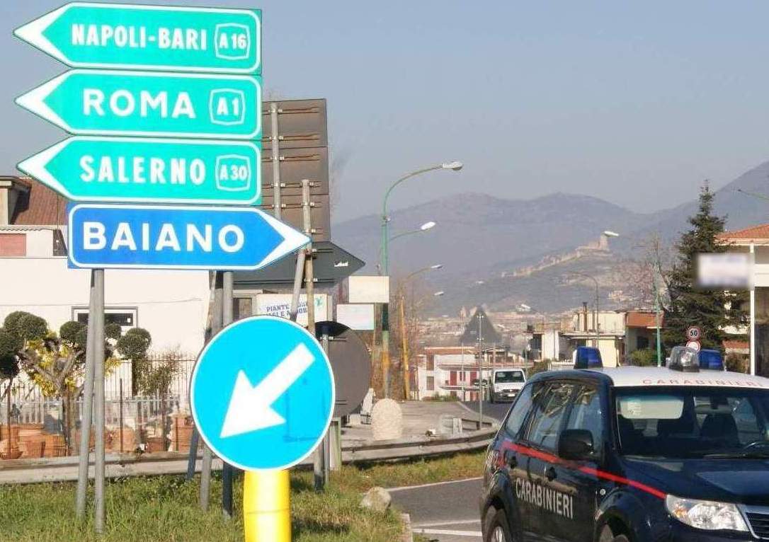 Sperone| S’impicca alla finestra, giovane salvato dai carabinieri