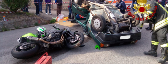 Montecalvo Irpino| Auto contro moto, schianto sulla statale 14: due feriti, grave un 24enne