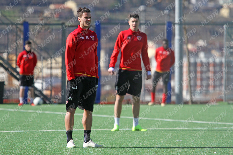 Benevento, in cinque salutano. Per Asencio chance in A