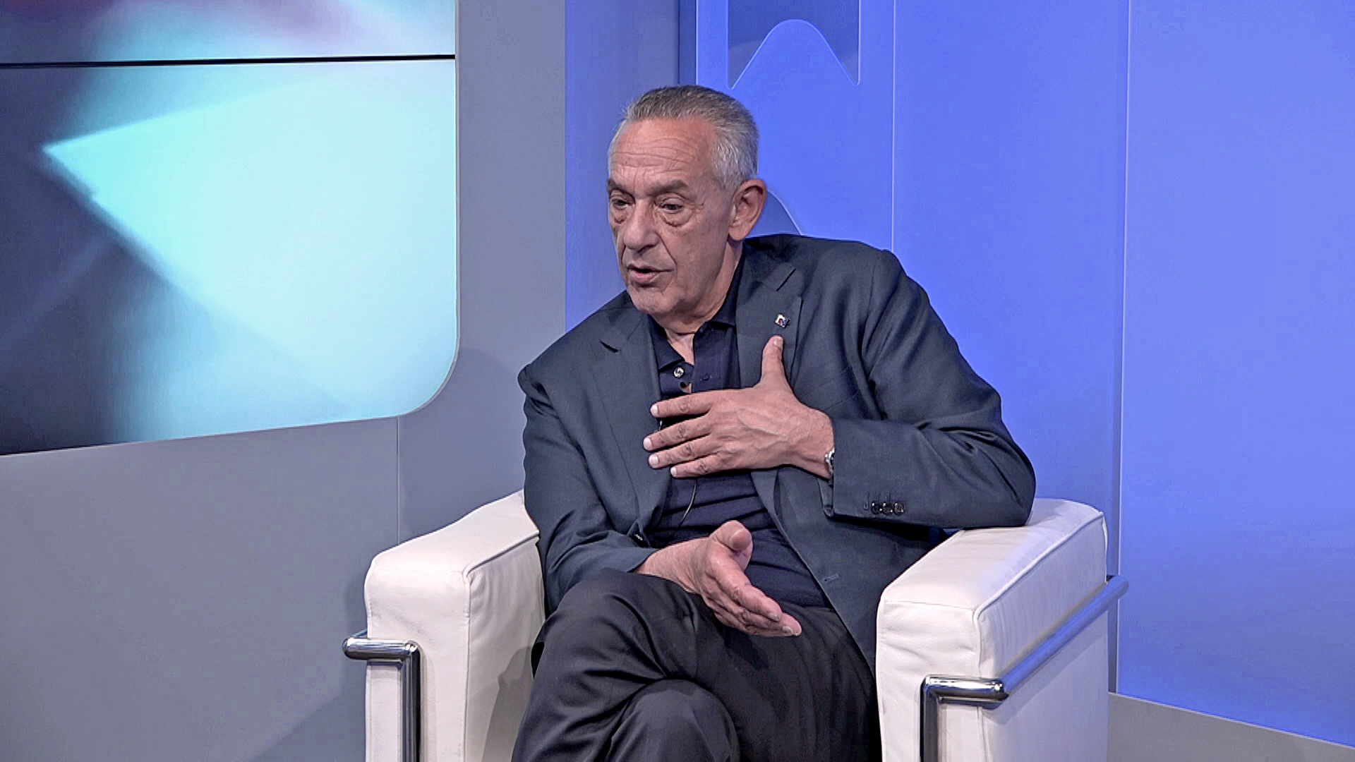 La smentita di De Caro