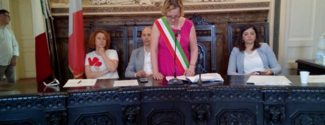 Crisi a Sant’Agata de Goti: Consiglio sfiducia il sindaco