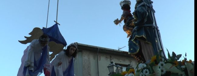 Cervinara| Bagno di folla per il Volo dell’Angelo