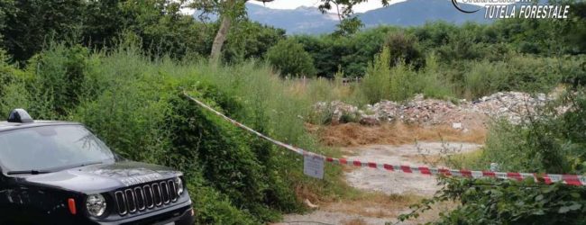 Gestione di discarica non autorizzata: denunciata una 50enne di Mercogliano