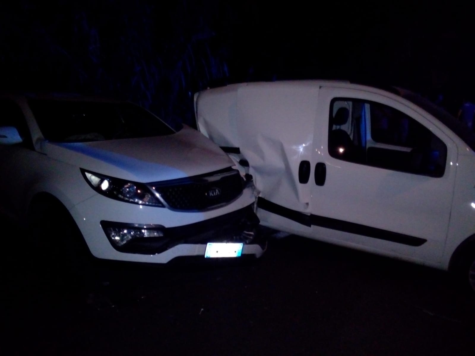 Benevento| Tangeziale Ovest, scontro tra furgoncino e auto