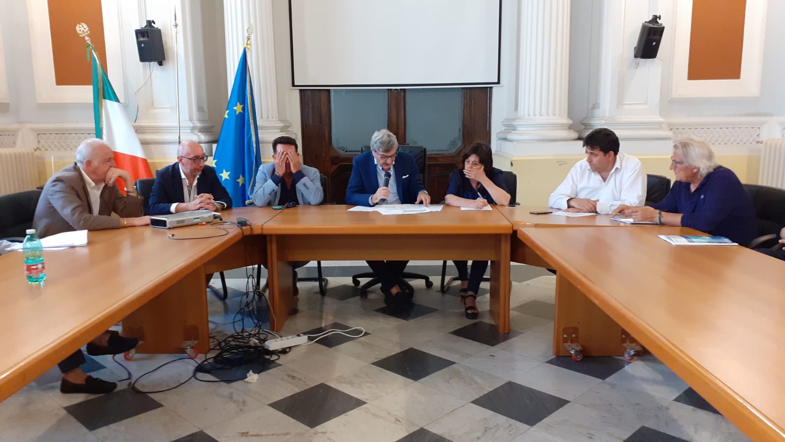 Tetra, in prefettura presa di coscienza corale