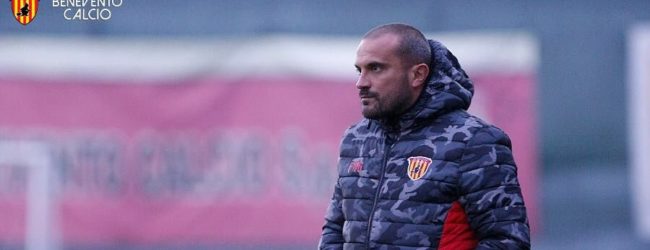 Benevento, Bovienzo saluta: “Vi voglio bene, il calcio finisce ma gli uomini restano…”
