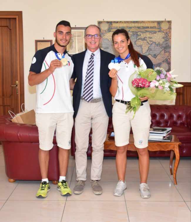 Benevento| Il Questore incontra D’Ambrosio e Rossi, la coppia d’oro del  trap misto alle Universiadi.