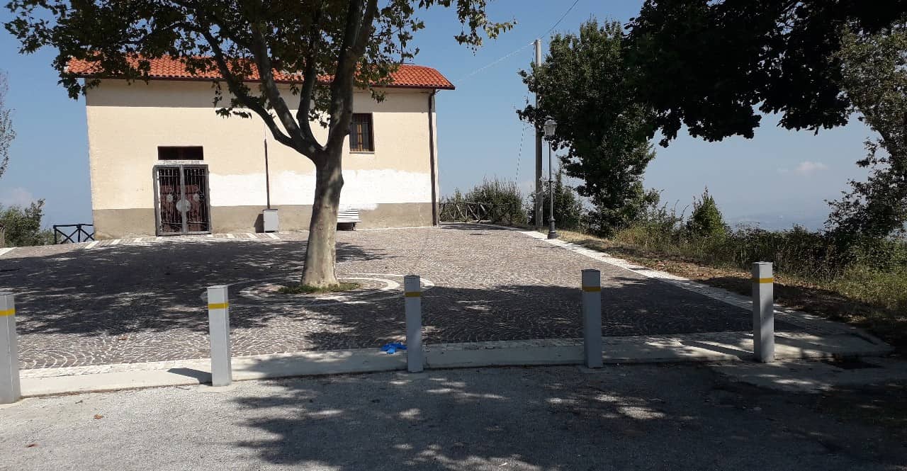 San Martino Sannita| Ipotesi di overdose per l’uomo trovato morto nel piazzale antistante la Chiesa