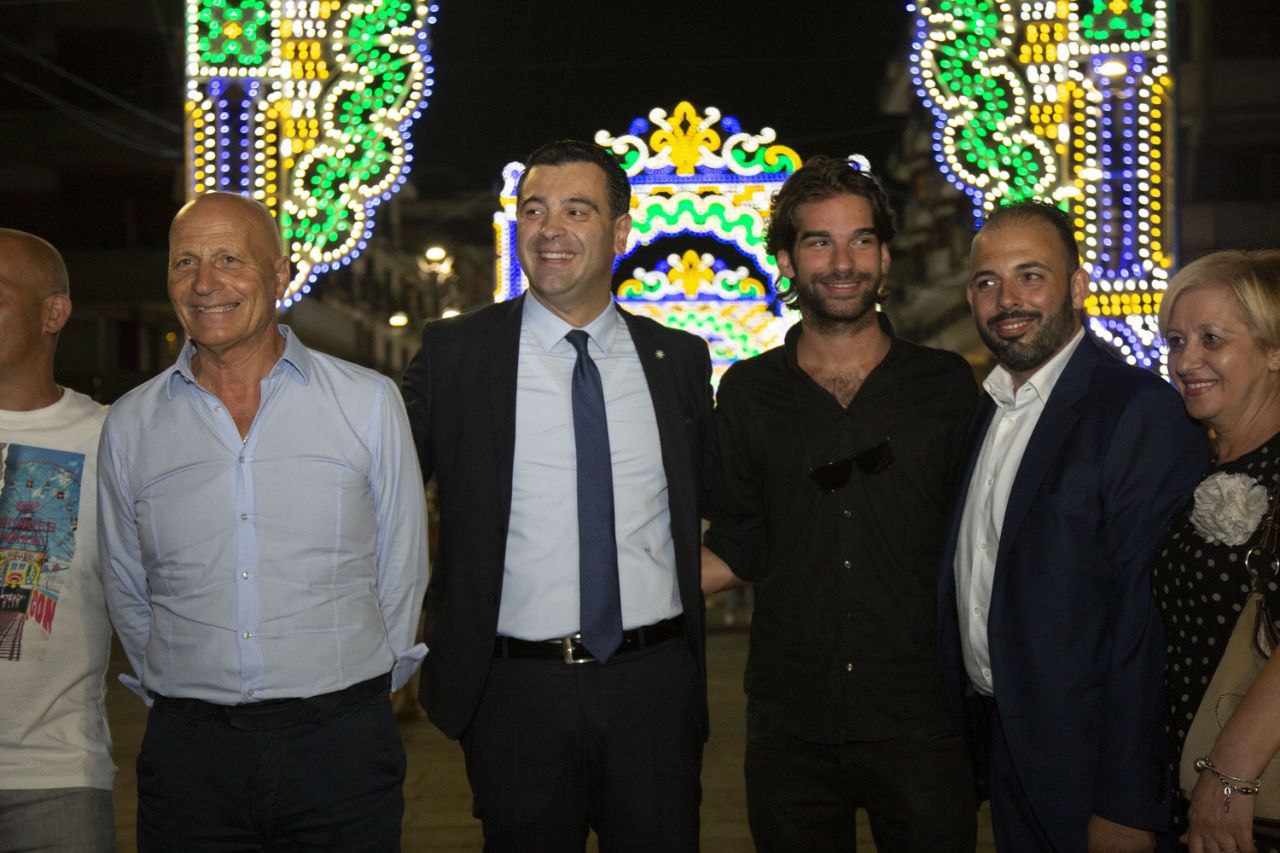 Avellino| Ferragosto, il sindaco accende le luminarie. Questa sera I Bottari davanti alla Dogana