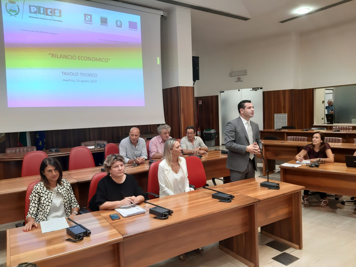 Avellino| Attività nel centro storico, con i fondi Pics 1,5 mln di euro di contributi per chi investe