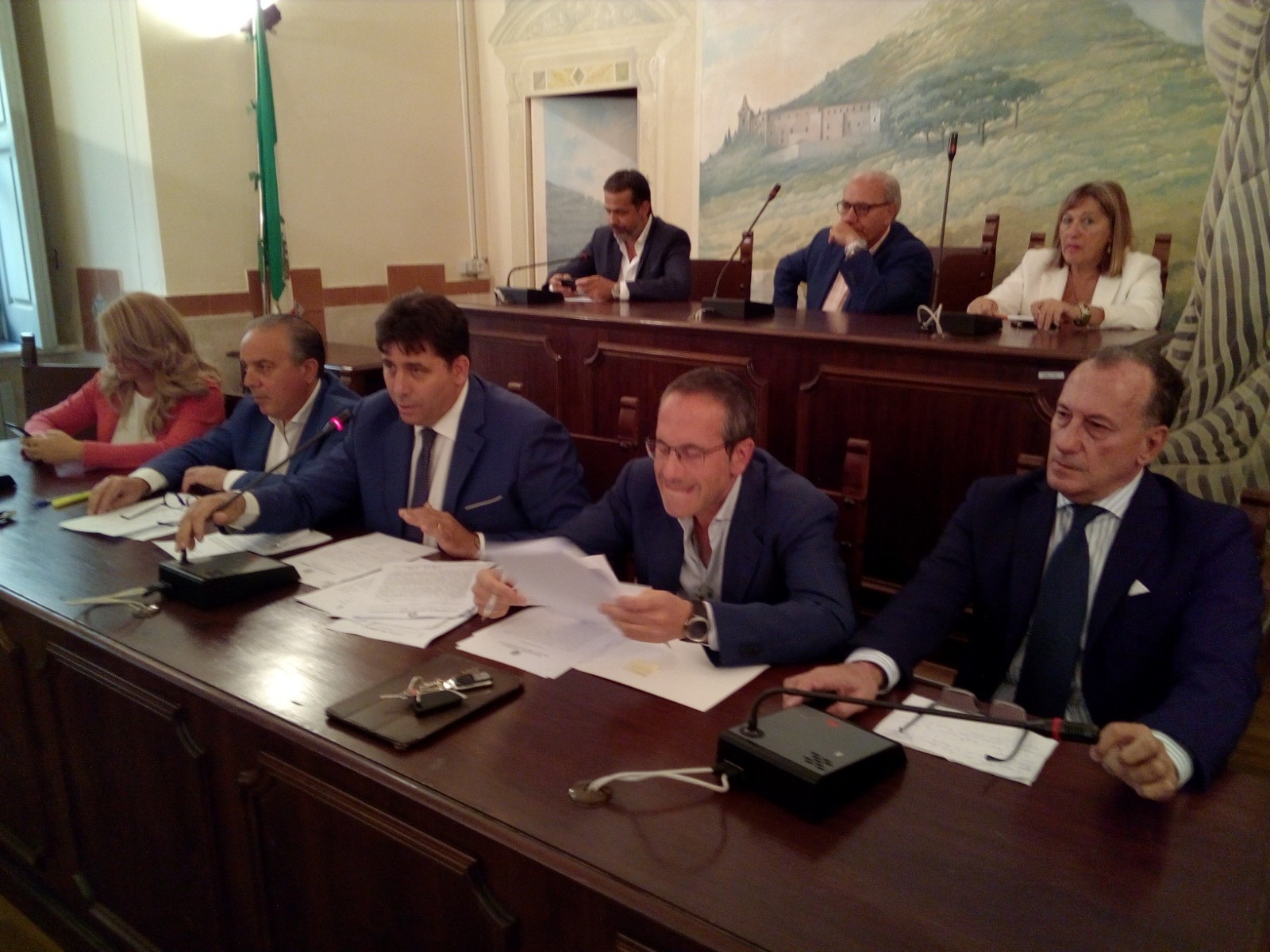 Scuola San Pio, Napoletano all’assalto del M5S: attacco personale intollerabile