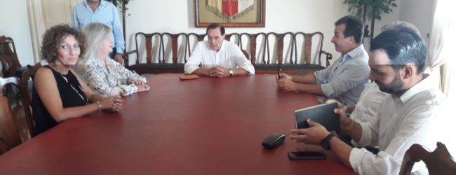 Trasporti: linee aggiuntive per centri commerciali e scuola