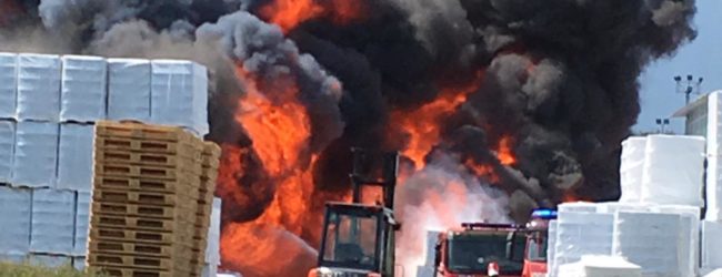 Avellino| Incendio ICS: non si esclude ipotesi dolosa