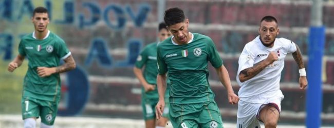 Avellino corsaro a Vibo, società a lavoro