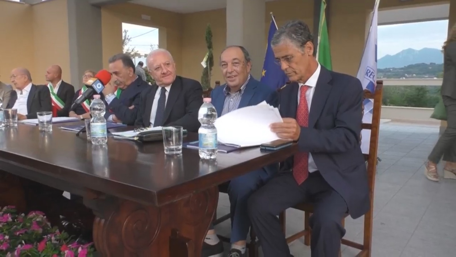 Venticano| Zes, De Luca firma il protocollo: la sfida è creare occupazione sul territorio