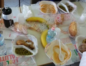 Megna, Farese e Varricchio: su mensa scolastica atti di ritorsione politica dell’amministrazione