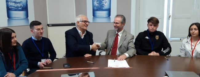 Benevento| Siglata convenzione tra GESESA e l’Istituto D’Istruzione Secondaria Superiore “G. Alberti”