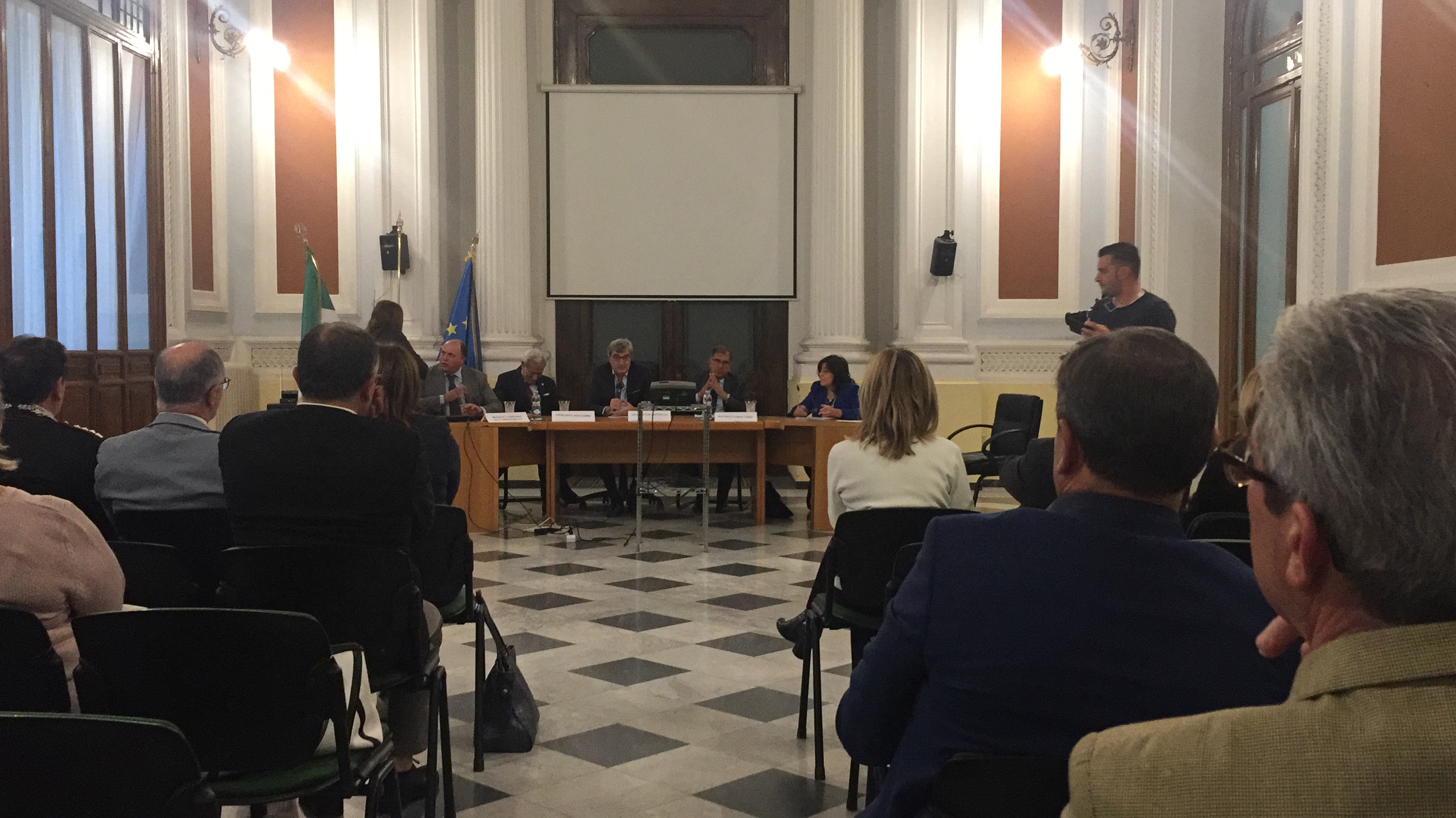 Benevento| L’incidenza dei bilanci pubblici sulle comunità: se ne è parlato in un convegno in Prefettura