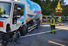 Avellino| Cisterna di Gpl contro un’auto sulla variante, ferita una ragazza. Traffico in tilt