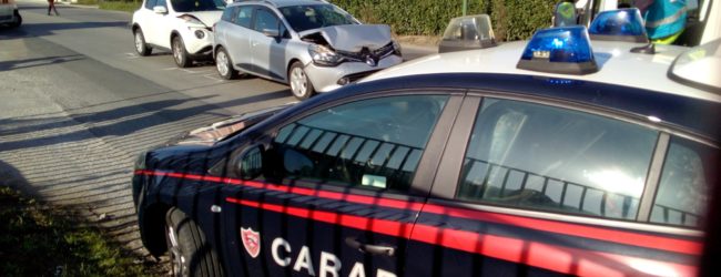 Tamponamento tra due vetture sull’Appia
