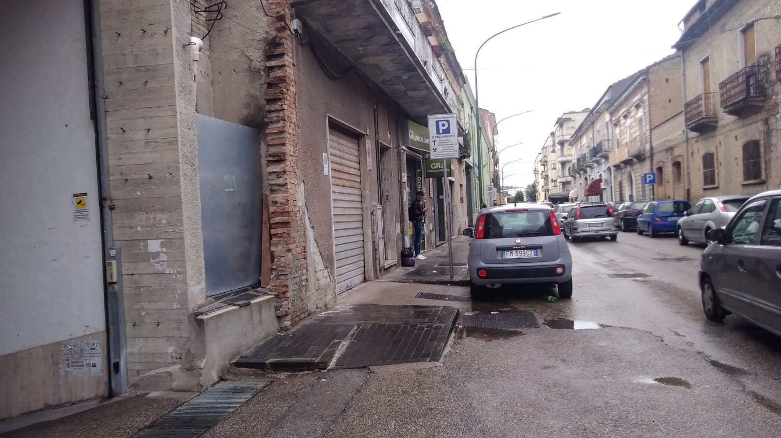 Benevento| Proiettili contro saracinesca di un negozio, indaga la Polizia