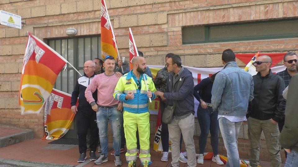 Benevento| Dipendenti del 118 in Sit in: “basta alle diseguaglianze tra gli operatori in servizio”