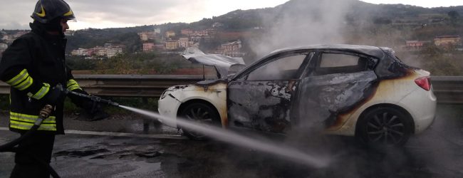 Ponte| Auto in fiamme sulla 372 Telesina: un ferito