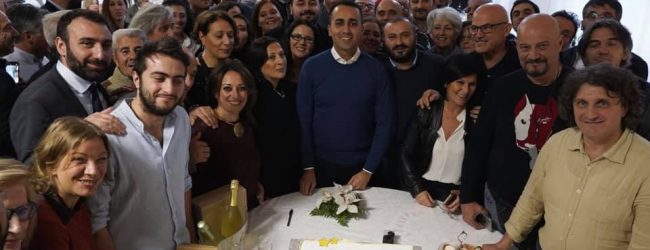 Di Maio a Guardia Sanframondi: vino, selfie ed elezioni regionali