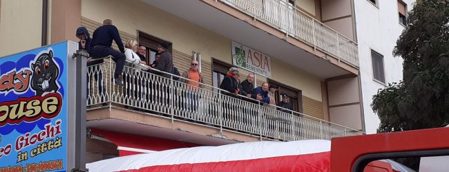 Benevento| Ex Lavoratori, ricorso ai balconi contro il bando Asia