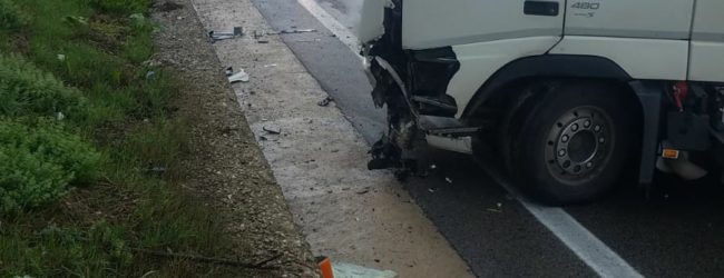 Benevento| Raccordo autostradale: perde  controllo del suo tir, ferito camionista