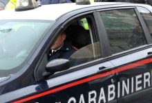 Ariano Irpino| Sfonda con il furgone il cancello della caserma dei carabinieri, bloccato l’autore