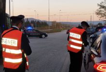 Controlli dei carabinieri sui divieti anticovid in Irpinia, cittadini ligi alle regole