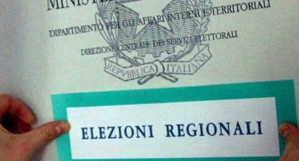Disposta la chiusura dei plessi scolastici che ospitano i seggi a partire dalle ore 14:00 del 21 novembre
