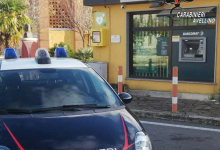 Conza| Auto-ariete per scardinare il bancomat della Bper, colpo fallito: indagini in corso
