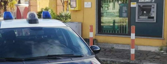 Conza| Auto-ariete per scardinare il bancomat della Bper, colpo fallito: indagini in corso