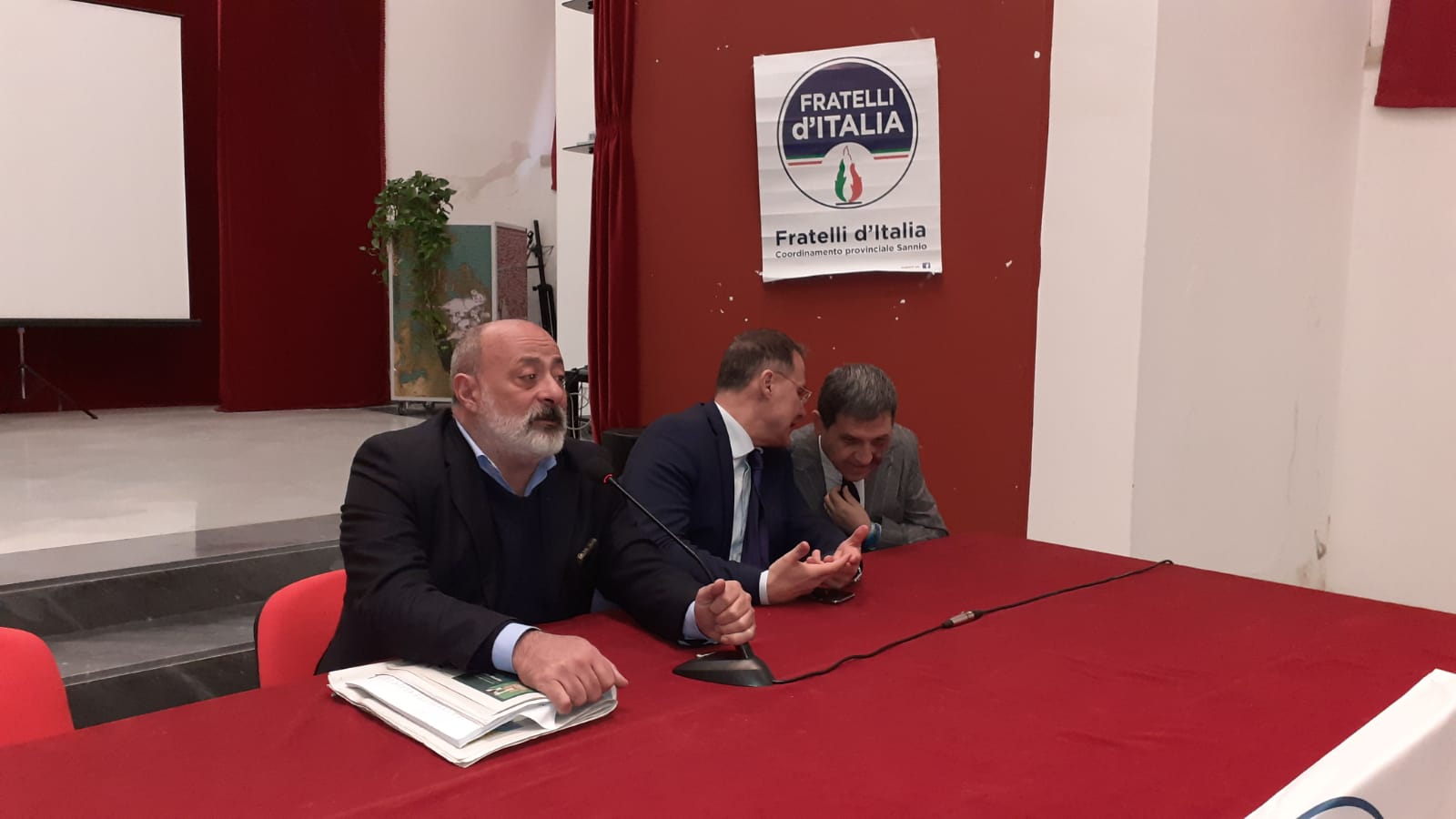 Benevento| Fratelli pronti alla pugna. Cirielli: mi candido a guida della coalizione